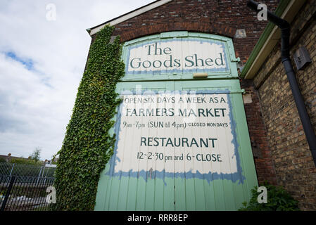 Il Negozio E ristorante Goods Shed Farm, Canterbury, Kent Foto Stock