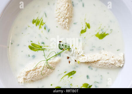 Minestra di crema di pollo Foto Stock