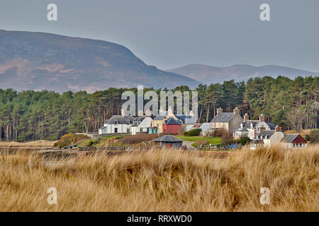 COUL LINKS EMBO SUTHERLAND Scozia le erbe dei collegamenti e delle case di piccolo traghetto Foto Stock