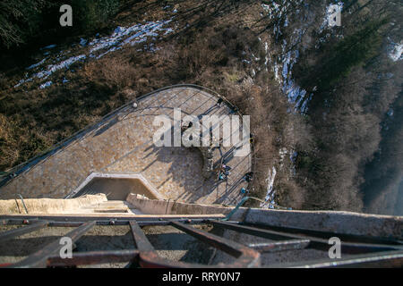 Vista da sopra il Faro Voltiano (Faro Voltiano) a Brunate, Como, vicino a Milano Foto Stock