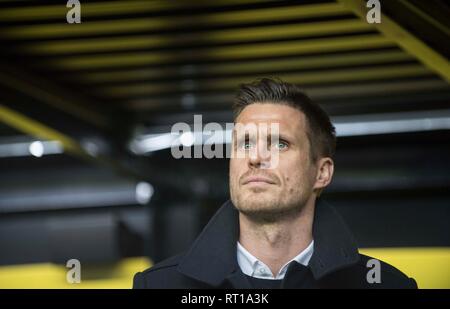 Dortmund, Deutschland. 24 Febbraio, 2019. Sebastian KEHL (Capo della Divisione di licenze, fare) Soccer 1.Bundesliga, 23.Spieltag, Borussia Dortmund (DO) - Bayer 04 Leverkusen (LEV) 3: 2, su 24.02.2019 a Dortmund/Germania. ## DFL regolamenti vietano qualsiasi uso di fotografie come sequenze di immagini e/o quasi-video ## | Utilizzo di credito in tutto il mondo: dpa/Alamy Live News Foto Stock