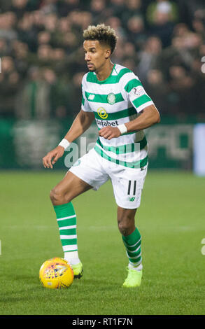 Edinburgh, Regno Unito. Il 27 febbraio, 2019. Edimburgo, Scozia - 27 febbraio: Scott Sinclair di Celtic durante la Ladbrokes Premiership match tra i cuori e celtico a Tynecastle Park il 27 febbraio 2019 in Edinbugh, Regno Unito. ( Credito: Scottish Borders Media/Alamy Live News Foto Stock