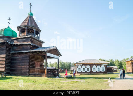 Irkutsk, Russia - 24 Giugno 2017: Taltsy- architettonico e Museo etnografico dell'architettura in legno della Siberia. Foto Stock