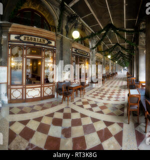 Caffè Florian e Piazza San Marco, Venezia, Italia. Foto Stock