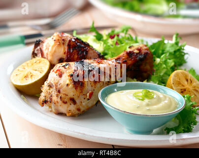 Pollo BBQ Bacchette Foto Stock