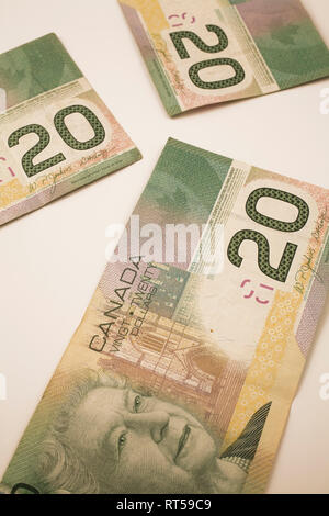 Close-up di venti canadese le fatture del dollaro Foto Stock