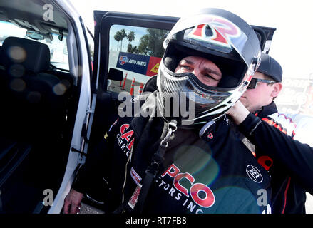 Chandler, AZ, Stati Uniti d'America. 24 Febbraio, 2019. Top driver del carburante Billy Torrence prepara per i suoi semi final round eseguire al trentacinquesimo NHRA annuale Arizona cittadini di Chandler, Arizona domenica 24 febbraio, 2019. Billy Torrence (Top Fuel), Matt Hagan (Funny auto) e Jeg Coughlin (Pro Stock) ha vinto tutti i titoli degli eventi nelle rispettive categorie. Credito: Sarà Lester/ZUMA filo/Alamy Live News Foto Stock