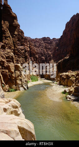 Mujib canyon in Giordania Foto Stock
