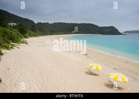 Giappone, isole di Okinawa, Kerama Islands, Zamami isola, a est dal Mar Cinese Orientale, Furuzamami Beach Foto Stock