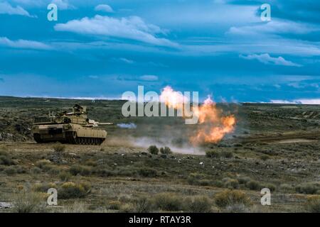 Società alfa, 2° Battaglione, 116reggimento di cavalleria, condotta tabella sei serbatoio di qualificazione dell'equipaggio di Febbraio 4, 2019, Orchard Combat Training Center. L'Idaho Esercito Nazionale soldati di guardia sono la preparazione per il 116Brigata di cavalleria contro del Team di rotazione prossimo presso il Centro Nazionale di Allenamento, Fort Irwin, California, entro la fine di quest'anno. Foto Stock