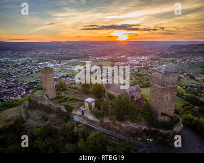 Saint Laurent Les Tours castello vista aerea al tramonto Foto Stock