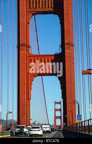 San Francisco, CA/USA Settembre 24, 2016 - Golden Gate in una giornata di sole, San Francisco Foto Stock