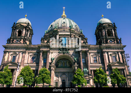 Vista esterna del Berliner Dom, noto anche come Cattedrale di Berlino Foto Stock