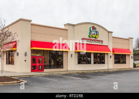 HICKORY, NC, Stati Uniti d'America-2/28/19: uno degli oltre 600 Chuck E. Formaggio i ristoranti della famiglia e i centri di intrattenimento. Foto Stock