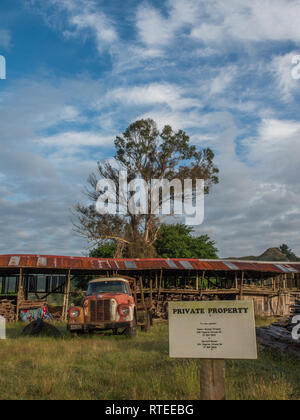 La proprietà privata segno, Endeans Mill, Waimiha, Ongarue, re paese, Nuova Zelanda Foto Stock