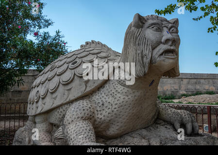 La "Tarasque", mostro medievale. Tarascon. Bouches-du-Rhône. Provenza. Francia Foto Stock