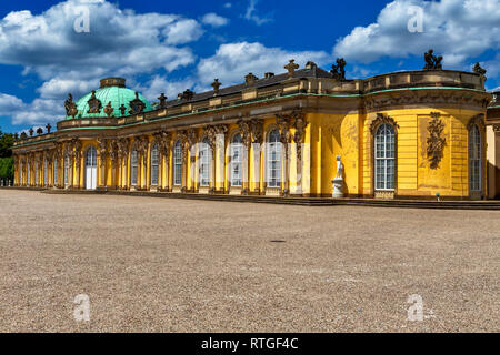 Palazzo (1747), Georg Wenzeslaus von Knobelsdorff, Sanssouci, Potsdam, Brandeburgo, Germania Foto Stock