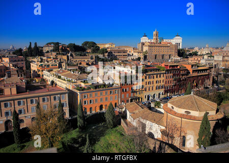 Vista di San Teodoro chiesa dal colle Palatino, Roma, Italia Foto Stock