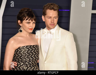 BEVERLY HILLS, CA - 24 febbraio: Ginnifer Goodwin e Josh Dallas frequentare il 2019 Vanity Fair Oscar Party hosted by Radhika Jones a Wallis Annenberg Foto Stock