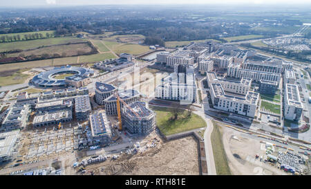 Antenna di stock foto mostra Eddington in Cambridge, un nuovo sviluppo delle università. Il Nord Ovest di Cambridge lo sviluppo è una università di Cambridge sito a nord ovest di Cambridge city centre in Inghilterra. Lo sviluppo è inteso ad alleviare il sovraffollamento e sono in aumento i prezzi dei terreni sono in Cambridge. La prima fase ha portato da un £350 milioni di investimenti da parte dell'università. Foto Stock