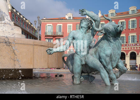 Nizza, Francia, Fontaine du Soleil (Fontana del Sole). Foto Stock