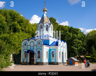 Zadonsk, Russia - Agosto 22, 2018: Chiesa della Beata Vergine in onore dell'icona 'fonte Life-Giving Foto Stock