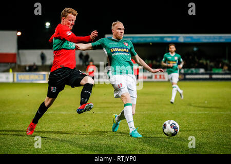 Dordrecht, Paesi Bassi. 01 Mar, 2019. Riwal Hoogwerkers Stadium, calcio, stagione 2018/2019, Keuken Kampioen Divisie, FC Dordrecht - NEC, NEC player Ferdy Druif (l) FC Dordrecht player Daniel Breedijk Credito: Pro scatti/Alamy Live News Foto Stock