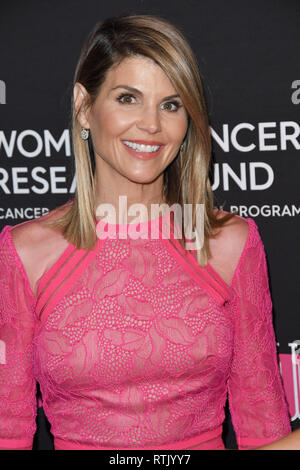 Beverley Hills, in California, Stati Uniti d'America. Il 28 febbraio 2019. Lori Loughlin al 2019 "Una serata indimenticabile' che beneficiano le donne del Cancer Research Fund presso il Beverly Wilshire Beverly Hills di Beverly Hills, CA il giovedì 28 febbraio, 2019. Photo credit: PRPP / PictureLux Credito: PictureLux / Hollywood Archive/Alamy Live News Foto Stock