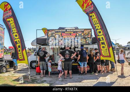 Swan Hill, Victoria, Australia. 2 Mar 2019. AeroFlow fuorilegge Nitro FunnyCars -02 Marzo 2019 - Swan Hill , Victoria , Australia.Nel box durante il Aeroflow fuorilegge Nitro Funnycars Da Swan Hill Dragway. Credito: Brett keating/Alamy Live News Foto Stock