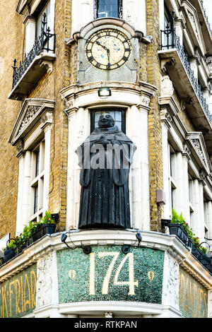 Il frate nero Public House, Queen Victoria Street, Blackfriars, Londra Foto Stock