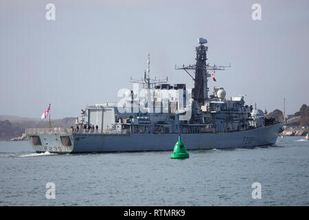 Plymouth, Devon, Regno Unito.1 Marzo, 2019. HMS Monmouth F235 restituisce a Plymouth. Conosciuto come il Duca nero lei è un tipo 23 fregata e il sevemth a sopportare t Foto Stock