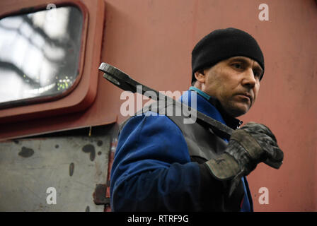 Locomotiva fabbrica di riparazione "TRZ' in Astrakhan, Russia. Foto Stock