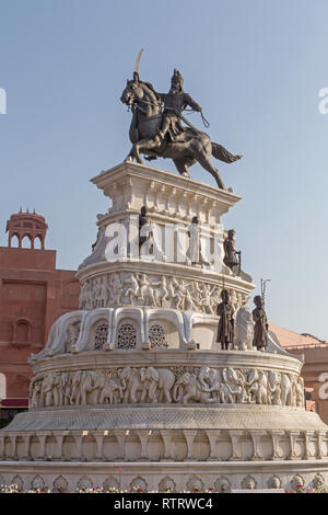 Monumento a Maharaja Ranjit Singh di Amritsar, India Foto Stock