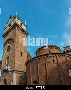 L'Italia, Mantova rotonda di San Lorenzo in piazza delle erbe Foto Stock