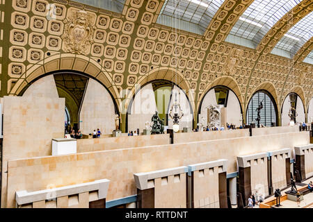 Musée d'Orsay , a Parigi, originariamente una stazione ferroviaria, Gare d'Orsay, e ora ospita una collezione d'arte di classe mondiale a Parigi, Francia Foto Stock