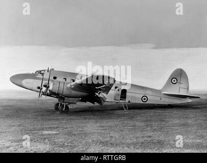 Il Savoia-Marchetti SM.95 era un italiano a quattro motori, mid-range i trasporti aerei, che per primo ha volato in 1943. Un totale di 20 aerei sono state prodotte tra il 1943 e il 1949. Questo velivolo, numero di serie 240-1, è della Forza Aerea Italiana. Foto Stock
