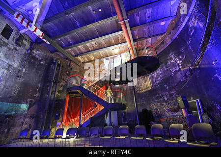 Interno dell'ingegneria Brunel museum di Rotherhithe, Londra, Regno Unito. Costruito nell'originale albero di accesso al suo Victorian Thames di Fiume tunnel. Foto Stock