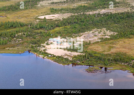 Camp sul confine di Manitoba e Nunuvut in Canada. Il camp è stato usato come una base per la caccia e la pesca. Foto Stock