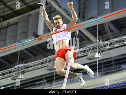 Glasgow, Regno Unito. 01 Mar, 2019. L'atletica Europei Indoor campionati, pole vault, uomini, qualificazione negli Emirati Arena: Pjotr Lisek, Polonia. Credito: Soeren Stache/dpa/Alamy Live News Foto Stock