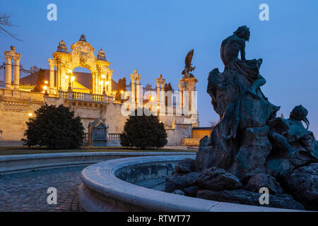 Alba al Castello di Buda a Budapest, Ungheria. Foto Stock