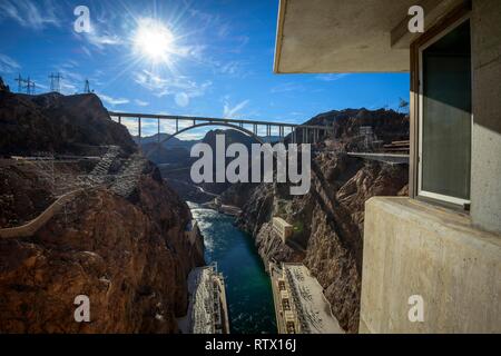 Vista della Hoover Dam Bypass da ponte la Diga di Hoover, Hoover Dam, Dam, vicino a Las Vegas, il Fiume Colorado, Boulder City Foto Stock