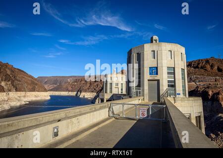 La diga di Hoover, Hoover Dam, dam, vicino a Las Vegas, il Lago Mead, Boulder City, precedentemente Junction City, confine Arizona, Nevada, STATI UNITI D'AMERICA Foto Stock