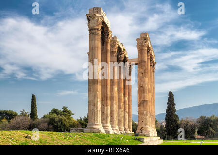 Zeus Olimpio colonne, Atene Grecia Foto Stock