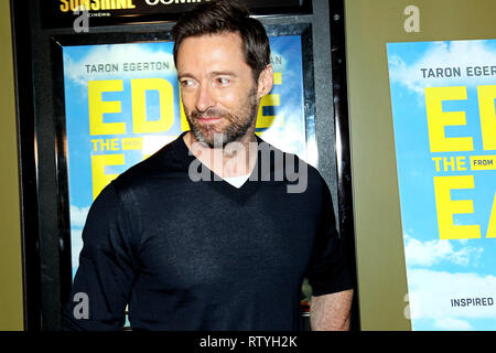 New York, Stati Uniti d'America. 02 feb 2016. Hugh Jackman al martedì 2 febbraio 2016 "Eddie l'aquila" Lo Screening al Landmark Sunshine Theatre di New York, Stati Uniti d'America. Credito: Steve Mack/S.D. Mack foto/Alamy Foto Stock