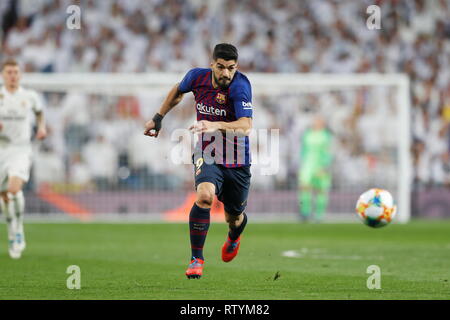 Madrid, Spagna. Il 27 febbraio, 2019. Luis Suarez (Barcellona) Calcio/Calcetto : Spagnolo 'Copa del Rey' semi finale di seconda gamba match tra il Real Madrid CF 0-3 FC Barcellona al Santiago Bernabeu di Madrid in Spagna . Credito: Mutsu Kawamori/AFLO/Alamy Live News Foto Stock