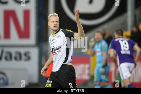Lokeren, Belgio. 03 Mar, 2019. LOKEREN, Belgio - MARZO 03: Olivier Deschacht di Lokeren reagisce durante la Jupiler Pro League Match Day 28 tra Sporting Lokeren e RSC Anderlecht su Marzo 03, 2019 in Lokeren, Belgio. (Foto di Vincent Van Doornick/Isosport) Credito: Pro scatti/Alamy Live News Foto Stock