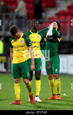 Alkmaar, Paesi Bassi. 03 Mar, 2019. ALKMAAR, 03-03-2019, Stadio AZ Alkmaar , olandese Eredivisie . AZ - Fortuna Sittard , Fortuna Sittard sconsolato dopo il gioco AZ - Fortuna Sittard (4-2). Credito: Pro scatti/Alamy Live News Foto Stock