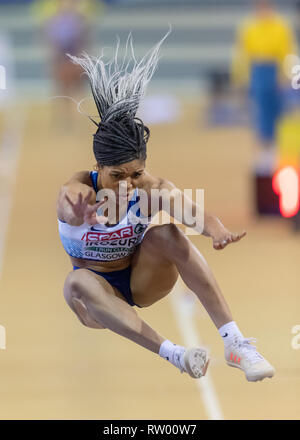 Glasgow, Scotland, Regno Unito. 3 Marzo, 2019. Abigail Irozuru (GBR) in Donne Salto in lungo Finale durante l'Atletica Europea campionati Indoor Glasgow 2019 a Emirates Arena di Domenica, 03 marzo 2019. GLASGOW Scozia. (Solo uso editoriale, è richiesta una licenza per uso commerciale. Nessun uso in scommesse, giochi o un singolo giocatore/club/league pubblicazioni.) Credito: Taka G Wu/Alamy News Foto Stock