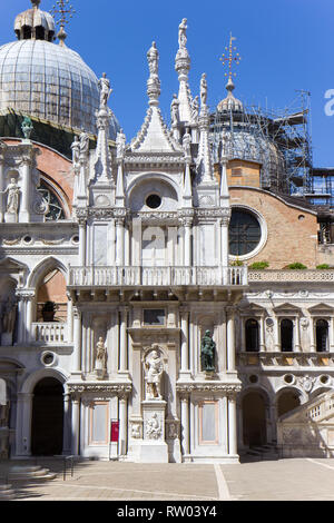 Cortile del Palazzo Ducale o Palazzo Ducale a Venezia, Italia. Foto Stock