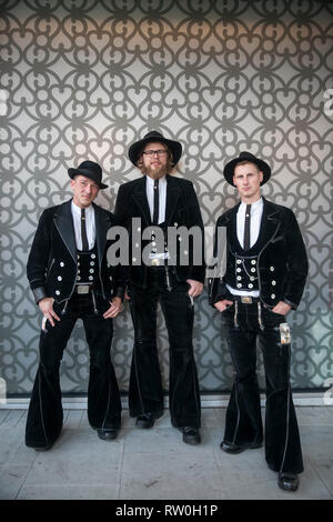 Londra - 15 febbraio 2019: in certa tradizione, artigiano anni (Wanderjahre) sono il tempo di viaggio per diversi anni dopo il completamento di apprendistato Foto Stock